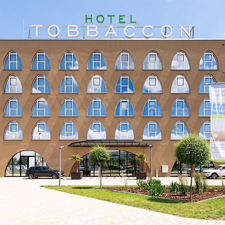 Tobbaccon Hotel Бенсхайм Екстериор снимка