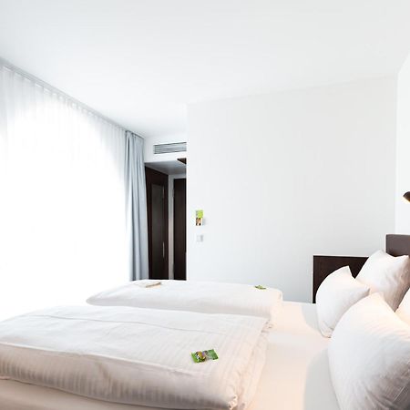 Tobbaccon Hotel Бенсхайм Екстериор снимка