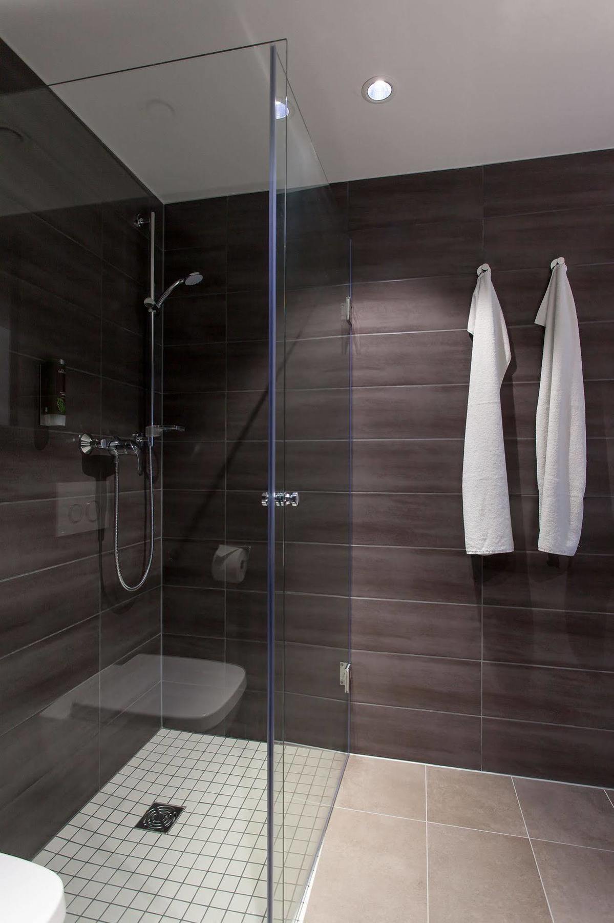 Tobbaccon Hotel Бенсхайм Екстериор снимка
