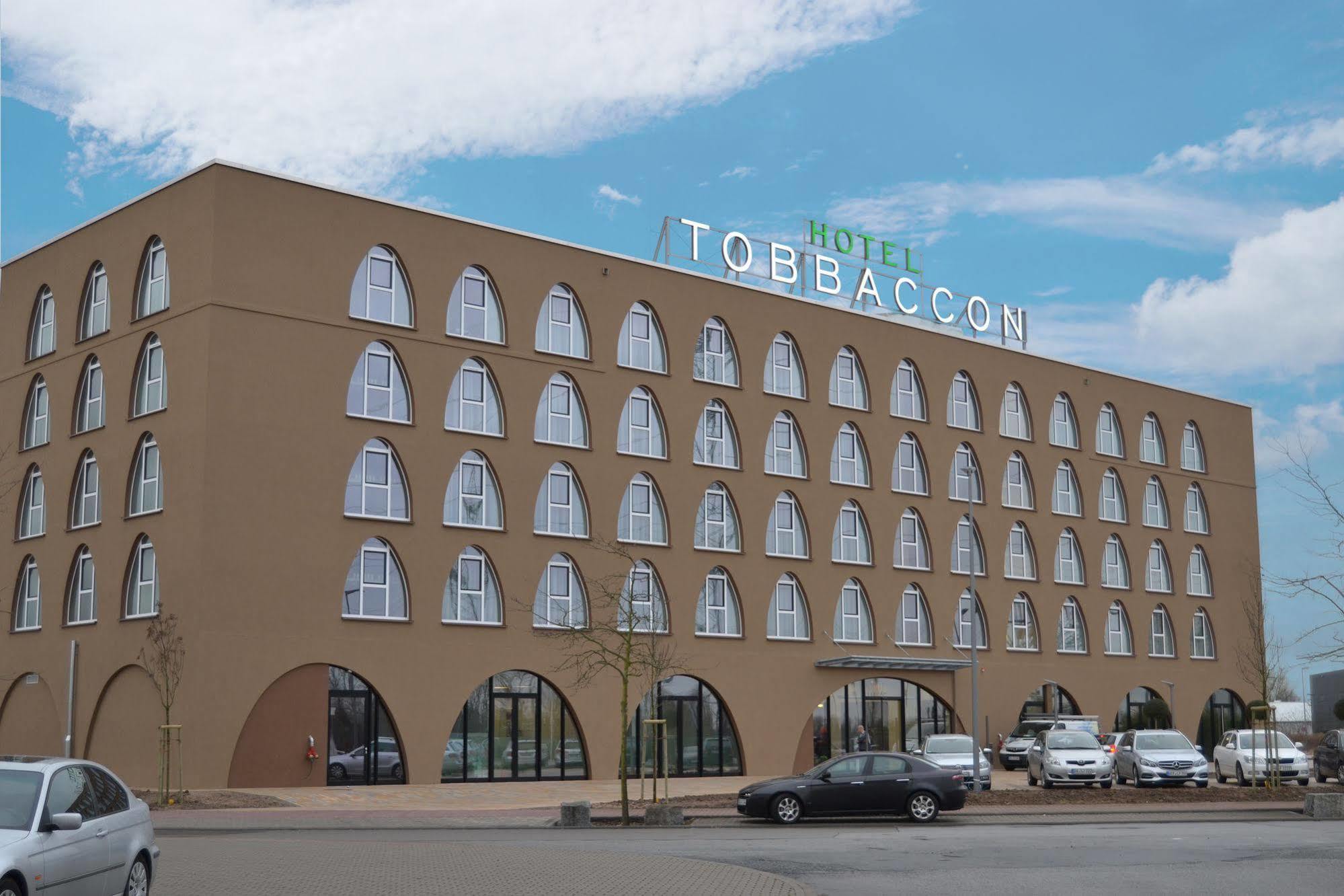 Tobbaccon Hotel Бенсхайм Екстериор снимка